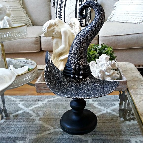 NEW! GOTH GLAM Halloween MAGIC WITCH Hat ON A STAND - Picture 1 of 5